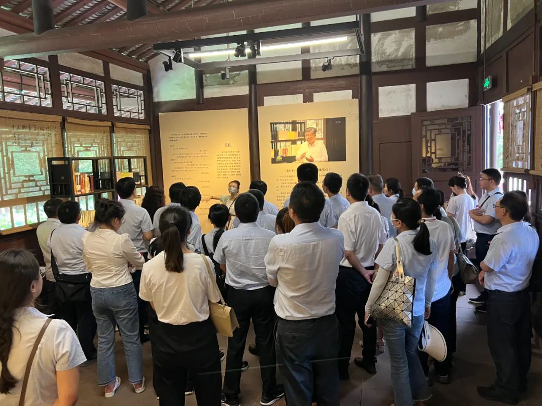 以學(xué)鑄魂 實地研學(xué)︱冶勘設(shè)計集團到三蘇祠開展主題教育實地學(xué)習(xí)