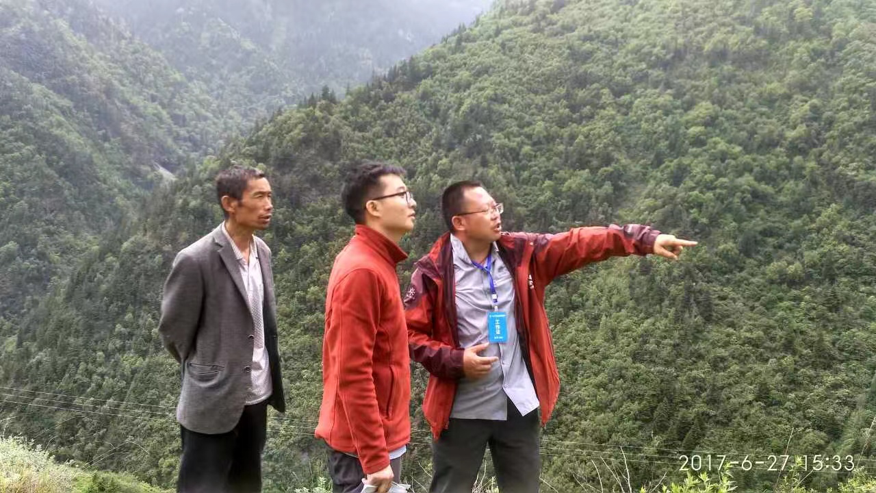 青年崗位能手張雄：因?yàn)闊釔?所以執(zhí)著